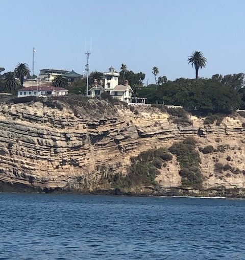 burial at sea on Pt-Fermin beach